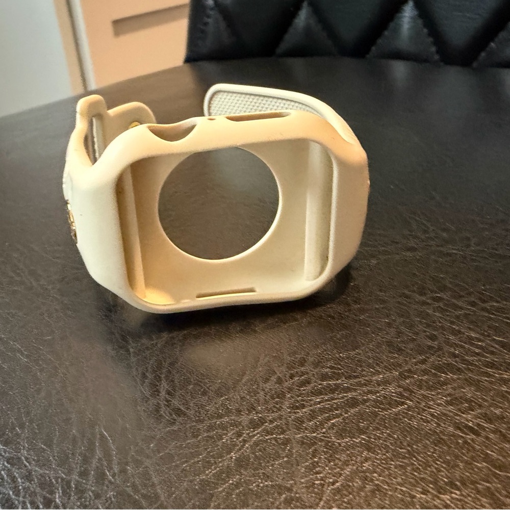 Tory Burch Ivory Apple Watch Band Series 7, 8, & 9 - Picture 4 of 5